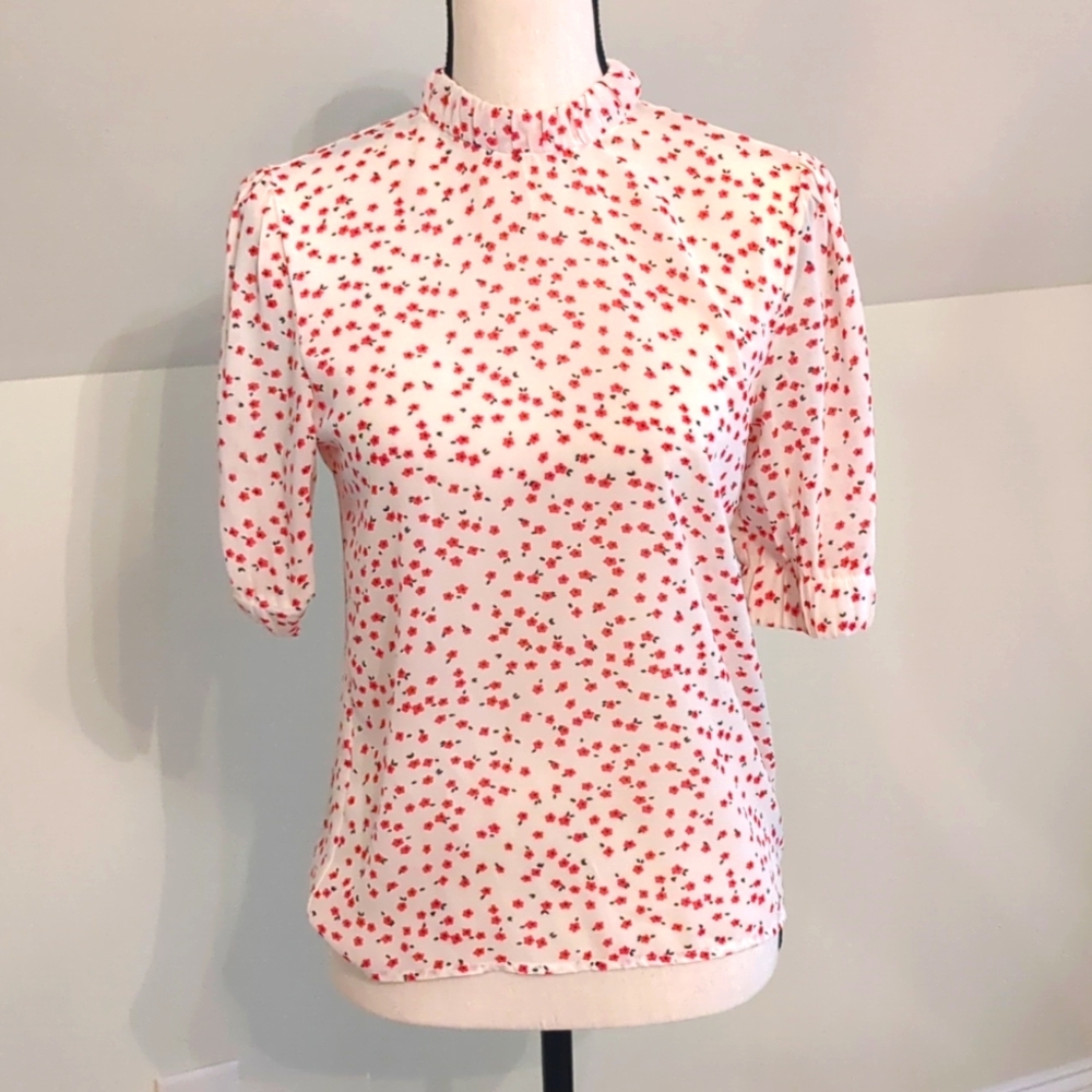 Short sleeve floral blouse, size 2 US